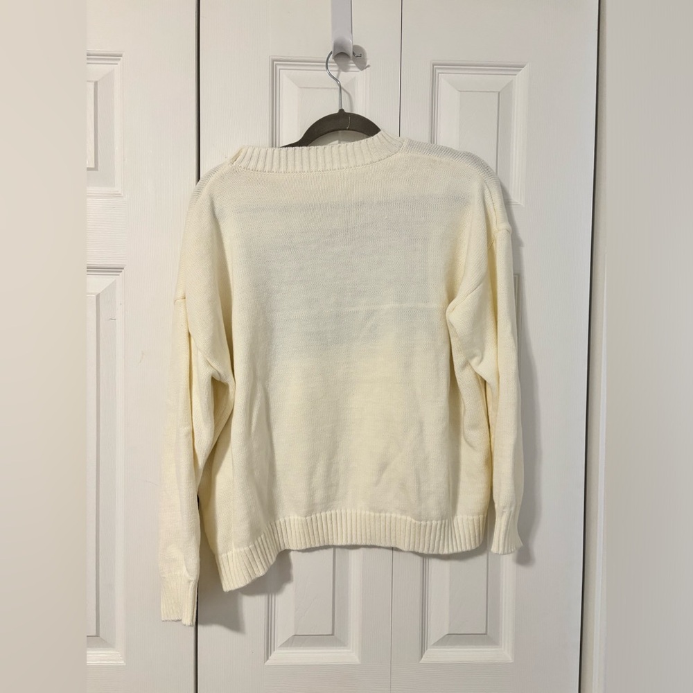Amazon Cream Crewneck Sweater with Red and Blue Flag Motif - Picture 4 of 6